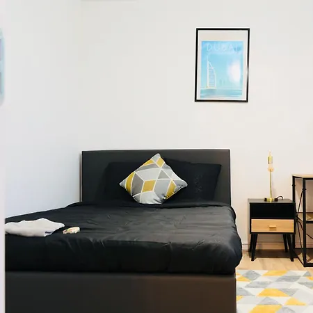 Bella Luna Iii - Elégant Centre - Parking Gratuit - Wifi Ultra Rapide-appareil Massage-netflix-jeu Société *